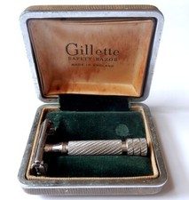 AMAZING  VINTAGE OLD GILLETTE