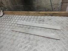 MGB ROADSTER PAIR BOTTOM DOOR