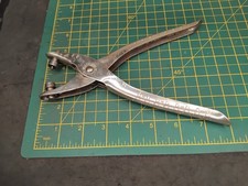 Maun No. 2570-165 Eyelet Fixing Pliers 165mm HX02E19896