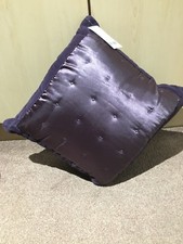 NEXT purple cushion x1 (4 available)
