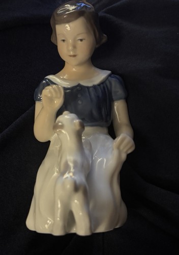 Royal copenhagen 477 girl with - 477,