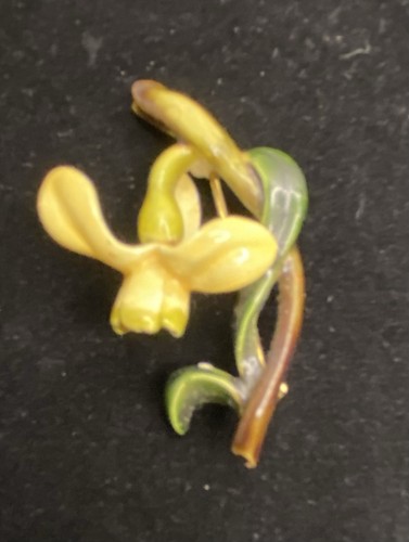 Snowdrop orchid brooch vintage - snowdrop,