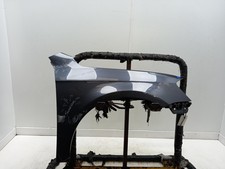 VOLKSWAGEN PASSAT Right Front