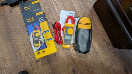 Fluke 302 clamp meter boxed - clamp,