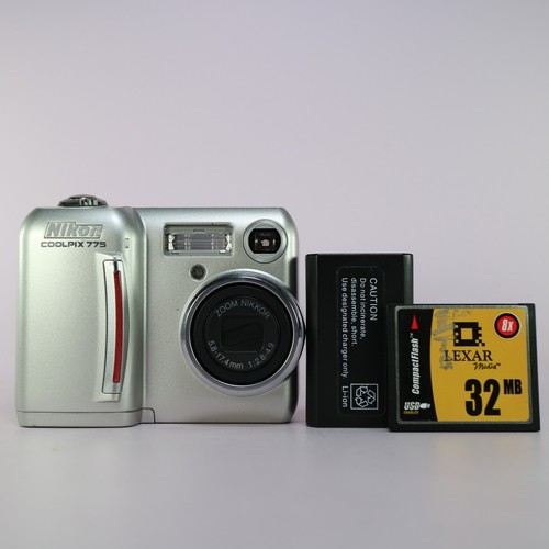 Nikon digital camera coolpix - nikon,
