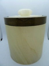 GEO. BETJEMANN & SONS, ONYX