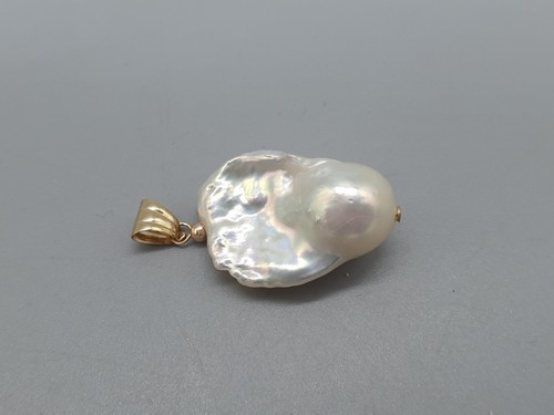 Large 9ct yellow - gold, pearl