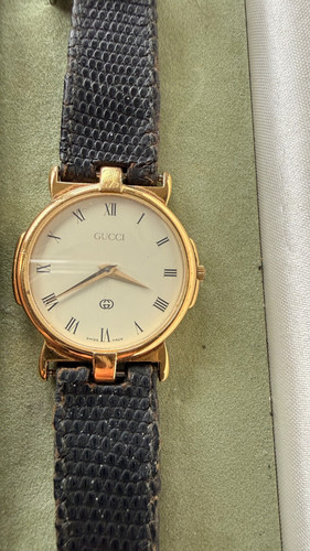 Gucci 3400m gold tone quartz - gold,