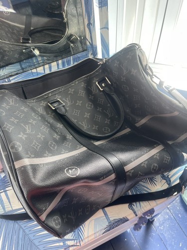Black logo duffle holdall bag - black,