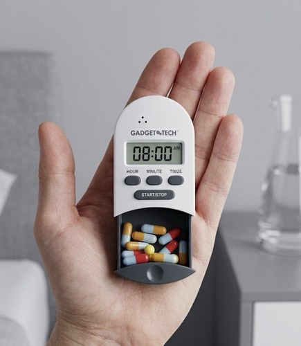 Electronic pill dispenser with - electronic,