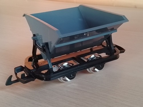 Scale skip tipper wagon - /,
