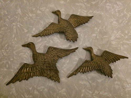 Vintage solid brass flying - 3,