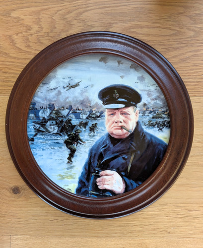 Royal doulton day plate - -,