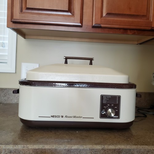 Nesco quart roaster - 18,