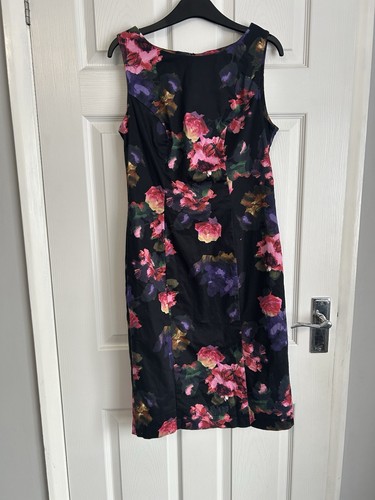 Sainsbury floral wiggle - floral,