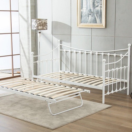 Daybed with pull out - daybed, trundle