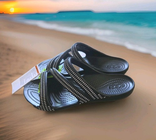 Nwt size crocs black - 10,