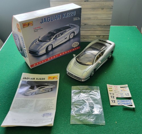Scale maisto jaguar - 1:24, xj220