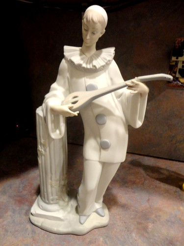 Rare nao lladro pensive - by, "pensive