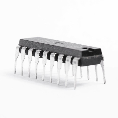 Tda2595 integrated circuit - tda2595,