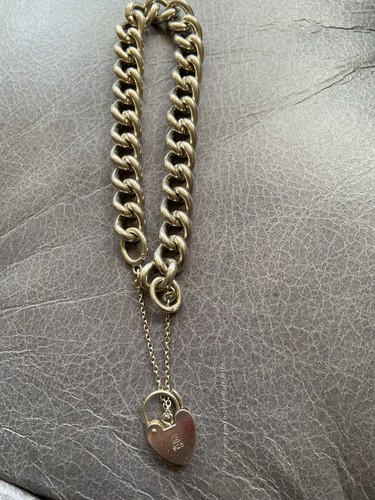 Stunning vintage solid silver - stunning,