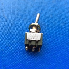 Vintage 6A 125V Toggle Switch