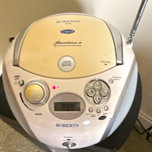 Roberts swallow portable cd - roberts,