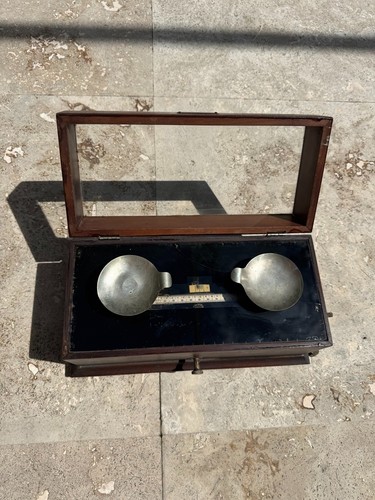 Antique henry troemner class - class, a