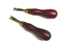 C.S. Osborne Common Edge Tool