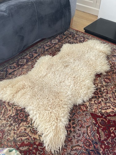 Real genuine sheepskin rug - sheepskin,