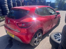 RENAULT CLIO MK4 GT LINE BREAKING 1.2  PETROL AUTO AUCTION FOR A WHEEL NUT ONLY 