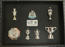 Newcastle United 8 Pin Badge