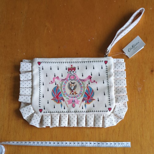 Cath kidston platinum jubilee - platinum,