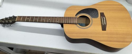 Seagull acoustic guitar - acoustic,