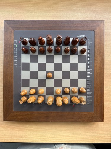Scisys astral chess computer - astral,