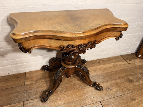 Victorian walnut card table - card,
