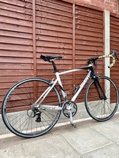 Giant Defy 4 Road Bike with 100% Puncture-proof Tyres - 50cm M Framesize 