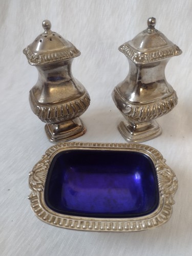Silver plated condiment set - silver,
