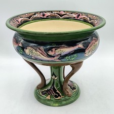 Foley Wileman Intarsio Tazza Decorated with Hand Painted Fish
