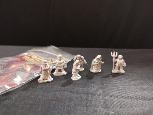 Adventurers midlam miniatures - adventurers,