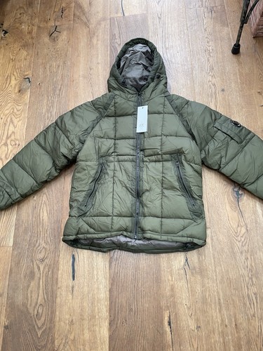 Company shell puffer jacket - cp,