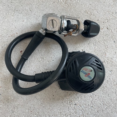 Seaqest diving regulator - ,