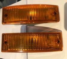 91163191400 PORSCHE 911 s SC 3.2 930 FRONT BUMPER INDICATOR HOUSING AND LENS x2