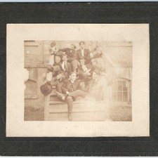 c1900s Fun Goofy Men Group Photo Cabinet Card Friends Gang School Schwarting B25