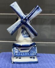 DELFT BLUE AND WHITE WINDMILL SPINNING BLADES