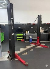 Finance Repossessed 2 post lift, 3 phase 2 post ramp, forklift needed