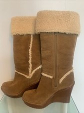 UGG® AUSTRALIA AUBRIE SUEDE