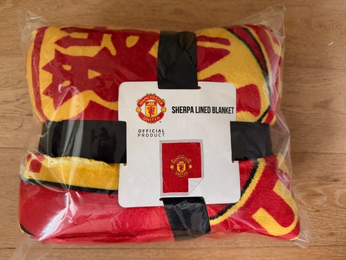 Official manchester united - official, fc
