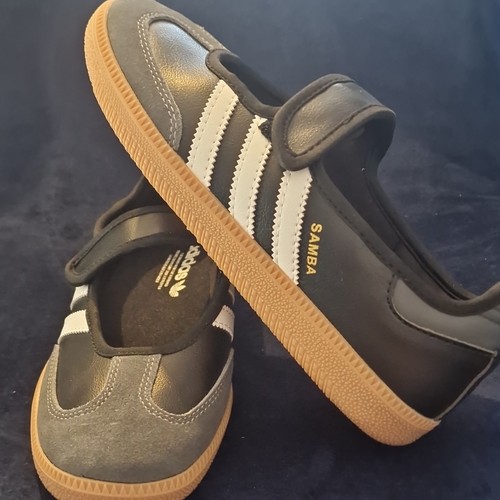 Adidas samba hook - adidas, loop