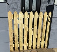 Wicket Picket Garden Wood